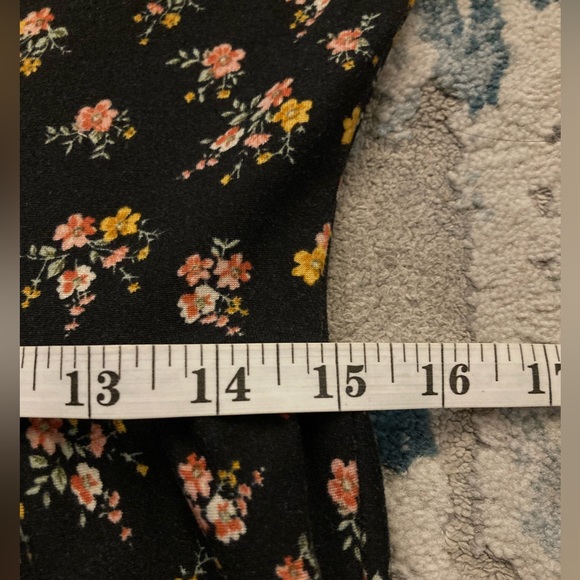 A06 Velvet Torch Pocket knit Dress A Line Black Pink Floral Midi Flowy Sz Medium - Picture 8 of 9